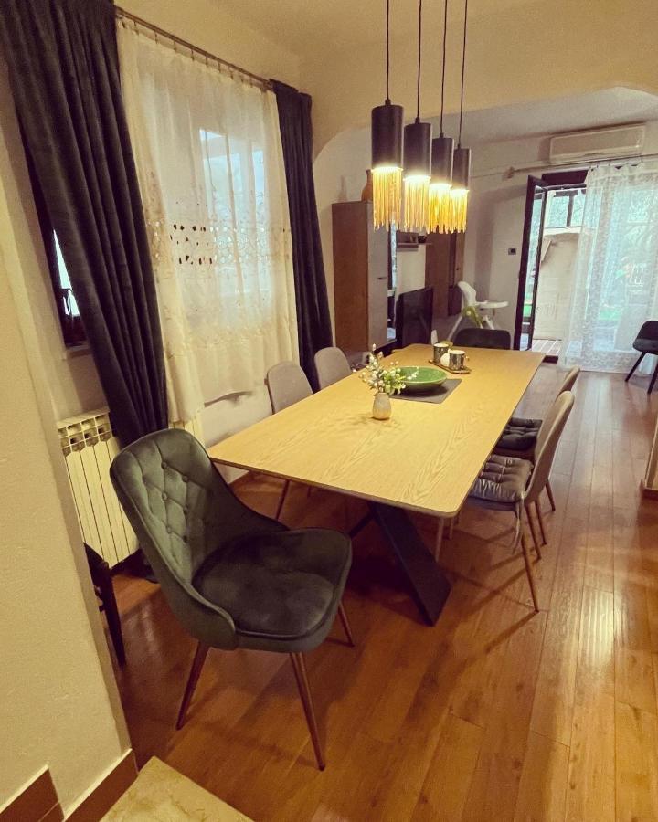 Lux Apartment Barbara Пореч Екстериор снимка
