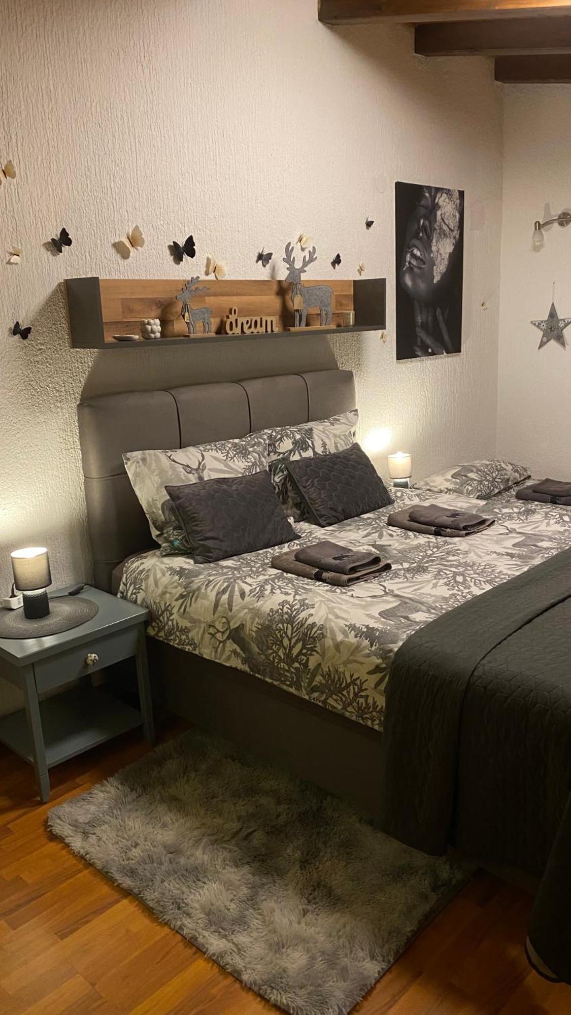 Lux Apartment Barbara Пореч Екстериор снимка